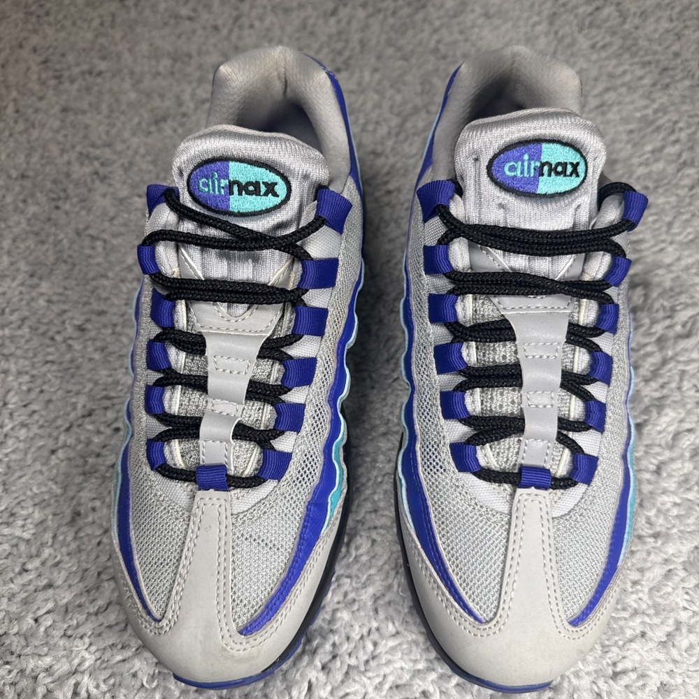 Nike Air Max 95 Wolf Grey Grape AT2865-001 Men's 5 Women's 6.5 Pre-Owned - Picture 3 of 8